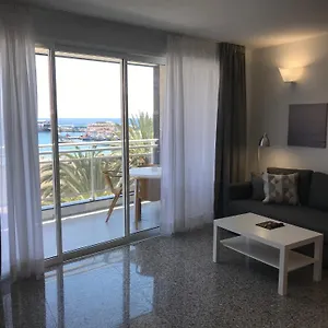 https://bahia-colon-los-cristianos-tenerife.in-canary-islands.com